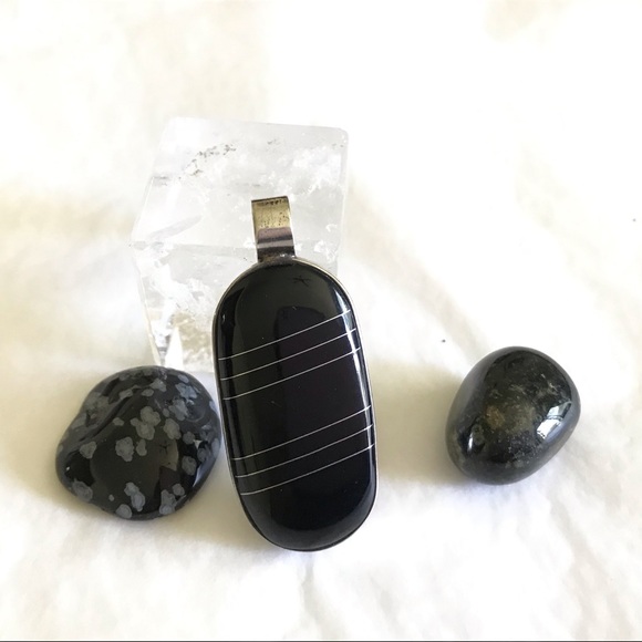 Zuni Jewelry - Reversible Zuni Red Black + Black Side 925 Pendant Zuni Jewelry - Reversible Zuni Red Black + Black Side 925 Pendant